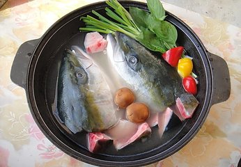  【成都火鍋培訓】四川魚頭火鍋秘制香料、湯底