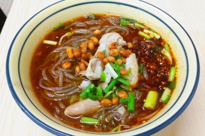 手工肥腸粉技術培訓哪家好？蜀味緣餐飲培訓中心