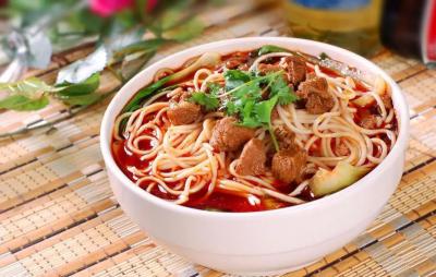 牛肉面食技術培訓學校哪里好？蜀味緣不會限制學員材料